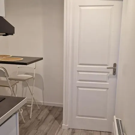 Maisonnette Meuble * Aubervilliers